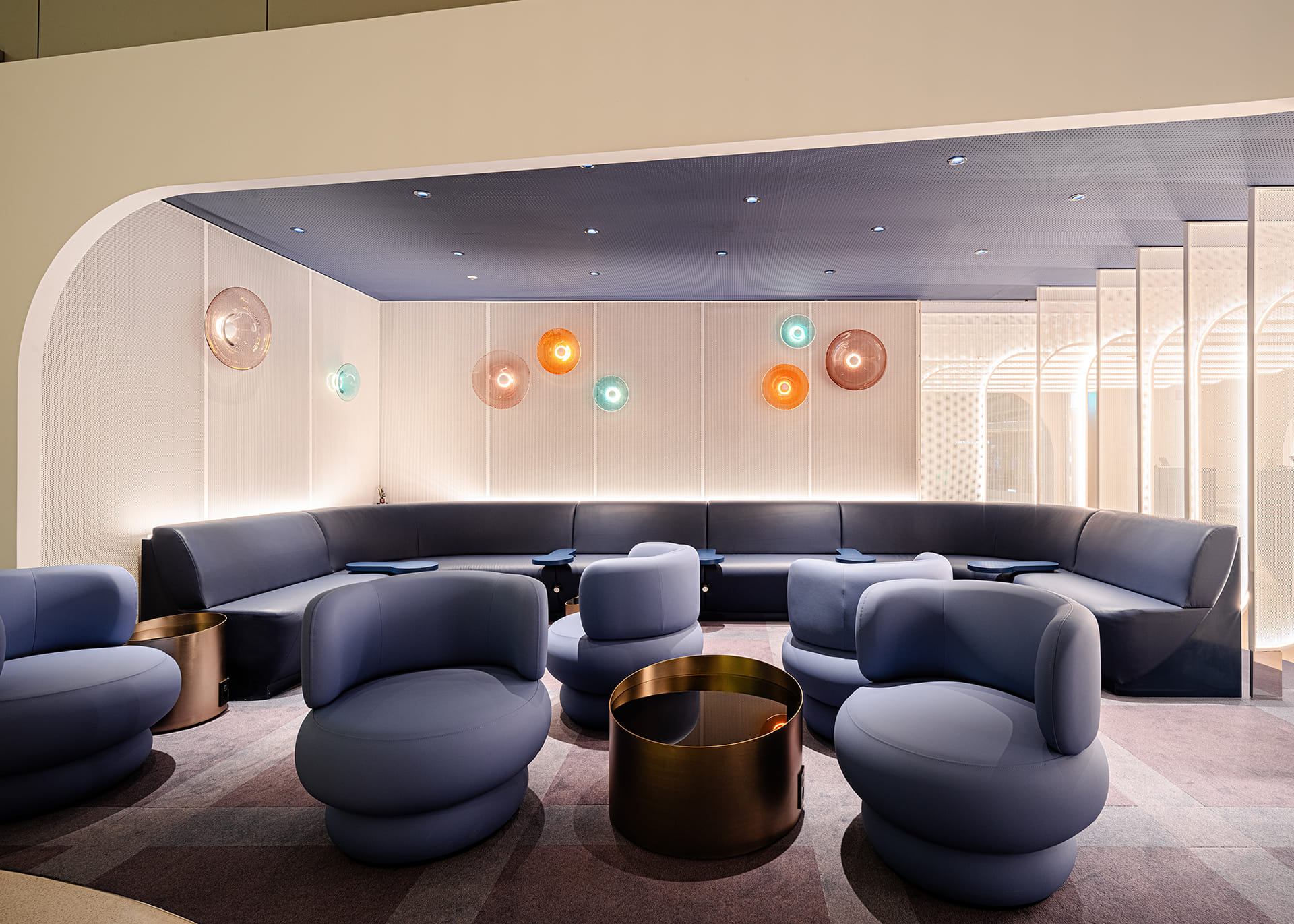 Exklusive Business Class Lounge – Einer der Vorteile des Oneworld Sapphire Status.